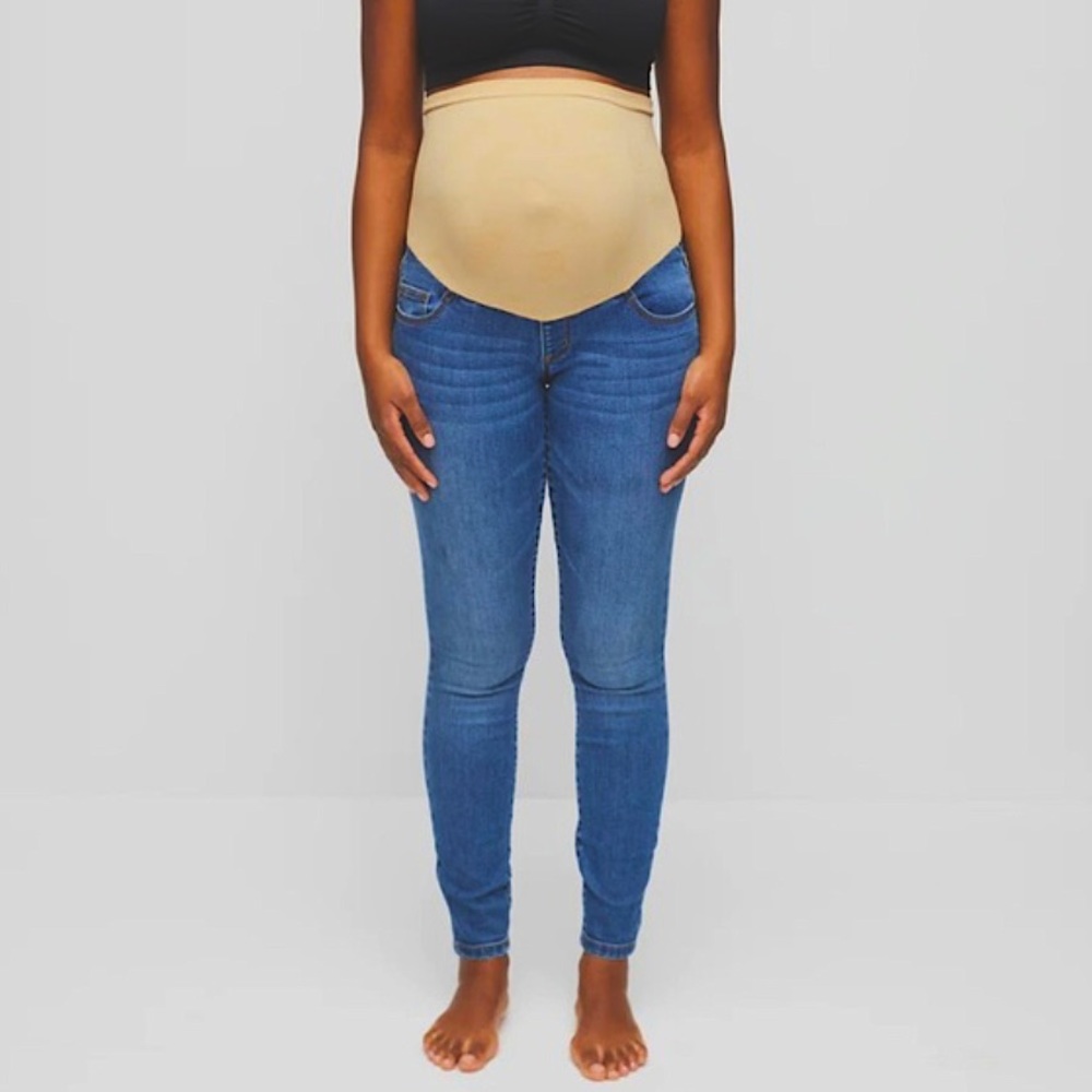 **EUC** JESSICA SIMPSON MATERNITY SKINNY JEANS